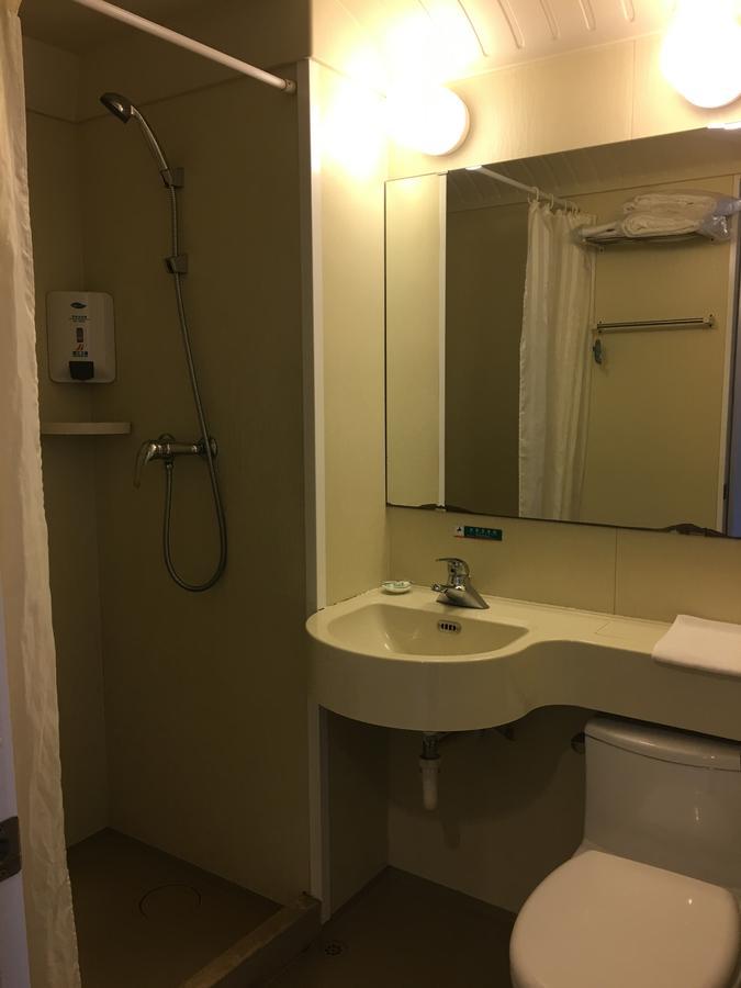 Jinjiang Inn Beijing Gucheng North Road Екстер'єр фото