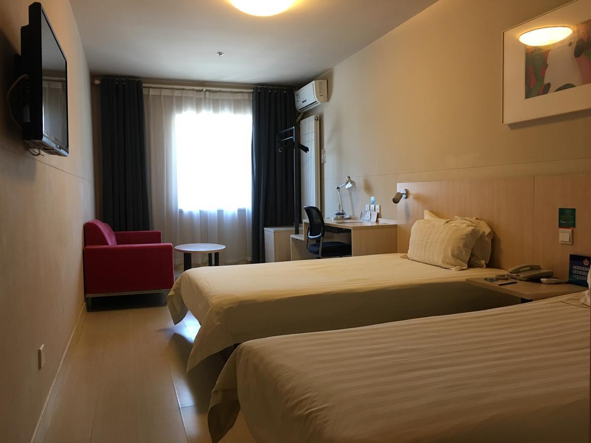 Jinjiang Inn Beijing Gucheng North Road Екстер'єр фото